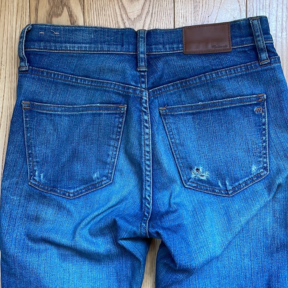 Madewell 9” high riser skinny skinny busted knee jeans EUC size 25 - Picture 9 of 10